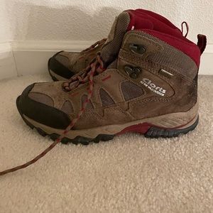 Clorts Womens Waterproof Hiking Boot